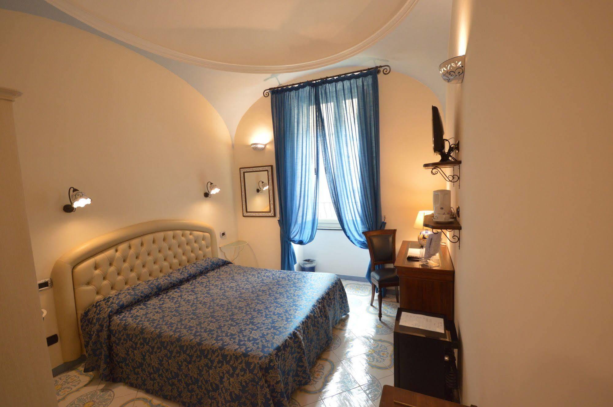 B&B Palazzo Pisani Amalfi Eksteriør bilde